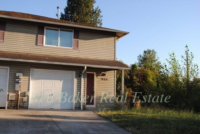 Apartment for rent at 953-955 Charter Place NE, Salem, OR 97301