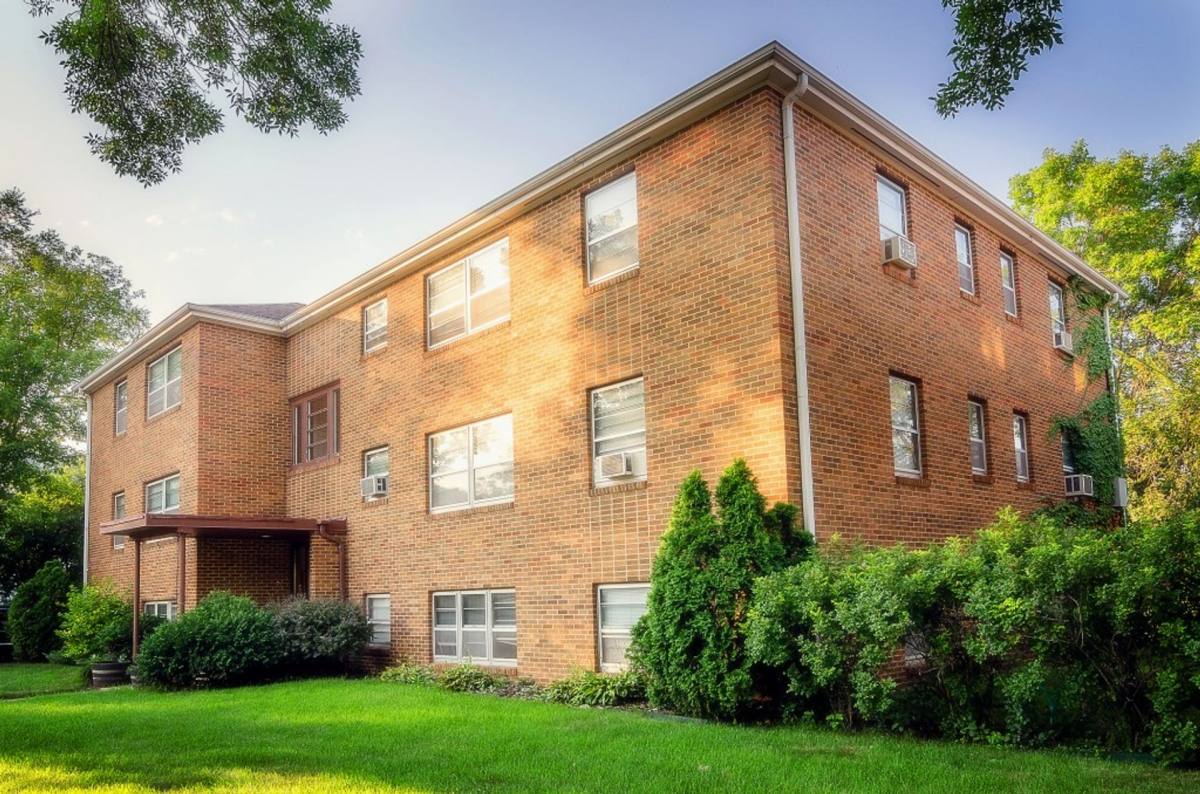 Apartment for rent at 3551 3559 Huntington Ave S, Minneapolis, MN 55416