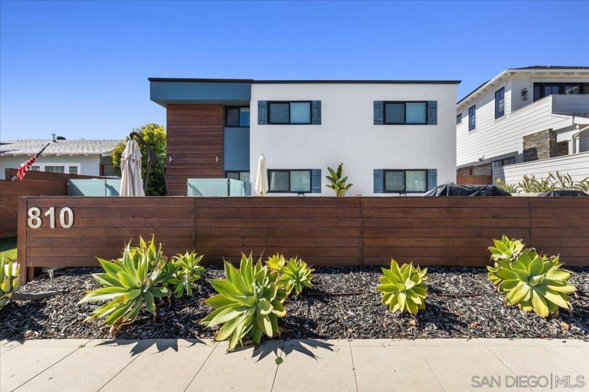 Apartment for rent at 810 G Ave, Coronado, CA 92118