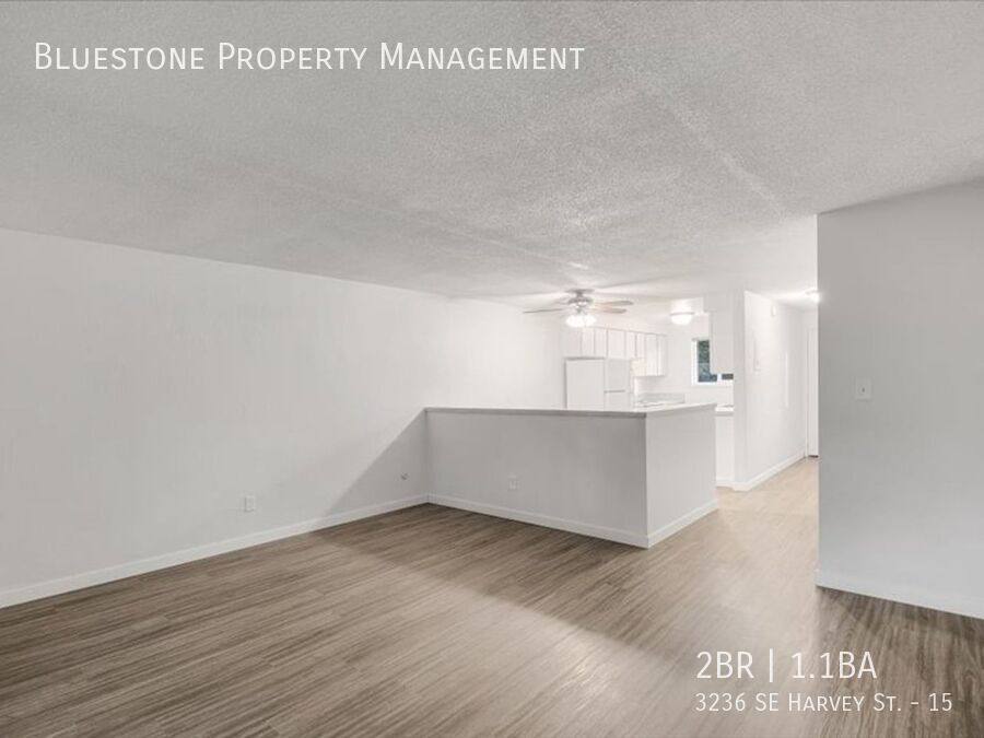 Townhouse for rent at 3236 SE Harvey St, Portland, OR 97222