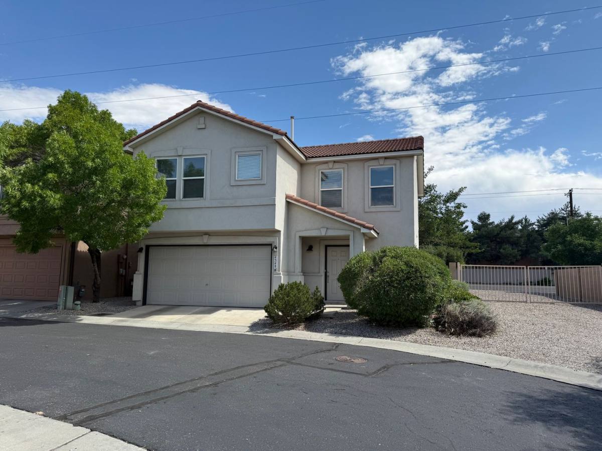 House for rent at 4348 Altura Mesa Lane, Albuquerque, NM 87110