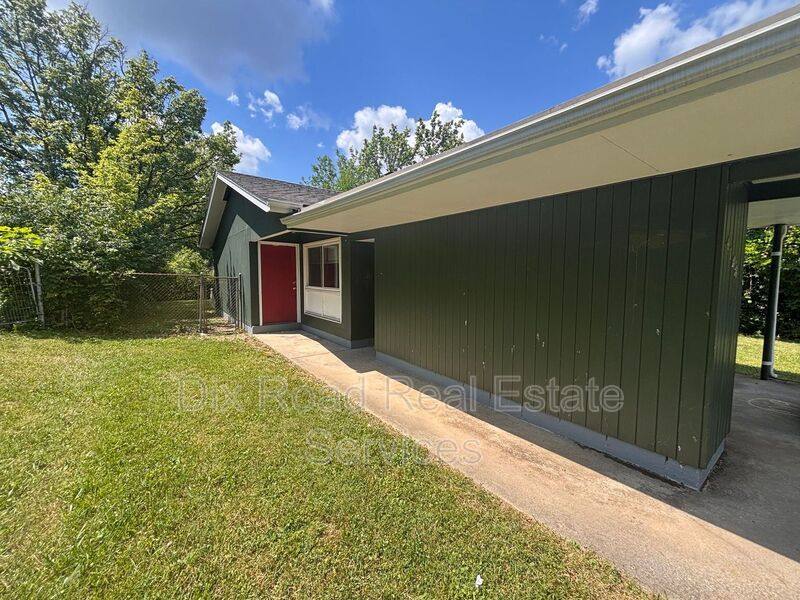 House for rent at 4108 Middlehurst Lane, Dayton, OH 45406
