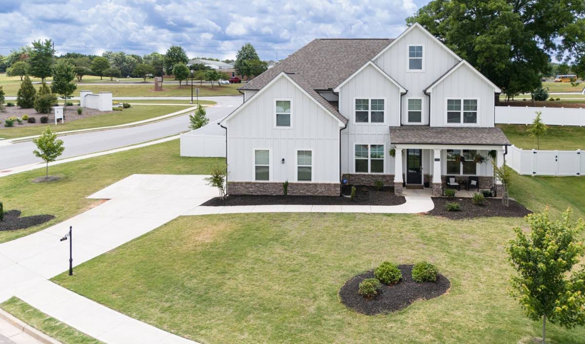 House for rent at 301 Rexmere Rd, McDonough, GA 30252