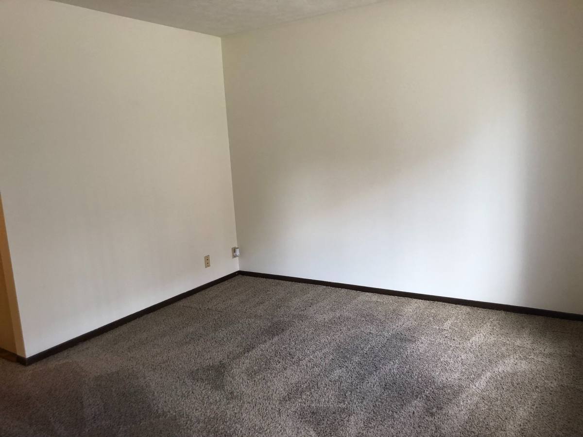 Apartment for rent at 5225 Cleveland Ave, Lincoln, NE 68504