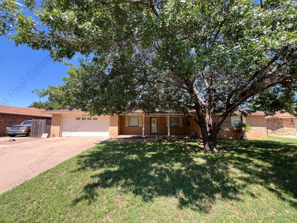 House for rent at 2008 Janeway, Clovis, NM 88101