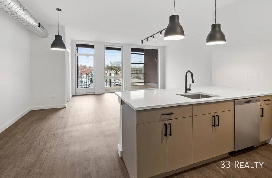 Apartment for rent at 100 Chicago Ave #404, Evanston, IL 60202