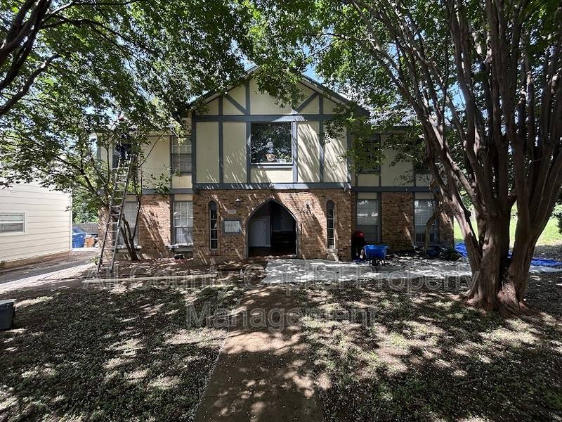 Apartment for rent at 3436 Willowrun Dr, Austin, TX 78704