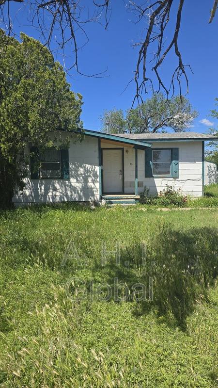 House for rent at 4624 S Hayden St, Amarillo, TX 79110