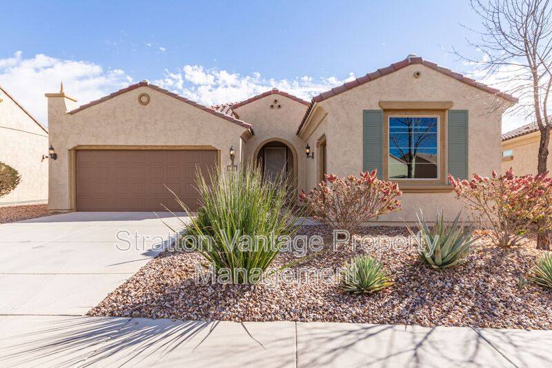 House for rent at 5575 W Cinder Brook Way, Florence, AZ 85132