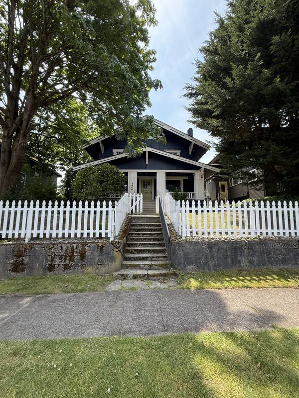 Apartment for rent at 2906 N 21st St, Tacoma, WA 98406