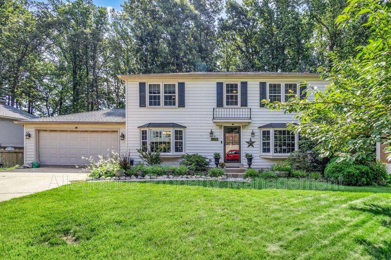 House for rent at 9713 Velilla Rd, Burke, VA 22015