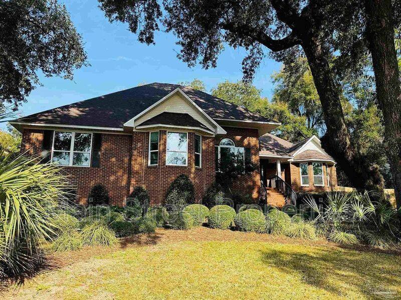 House for rent at 4700 Bohemia Dr, Pensacola, FL 32504