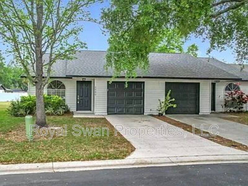 Apartment for rent at 2042 Windward Pass, Lakeland, FL 33813