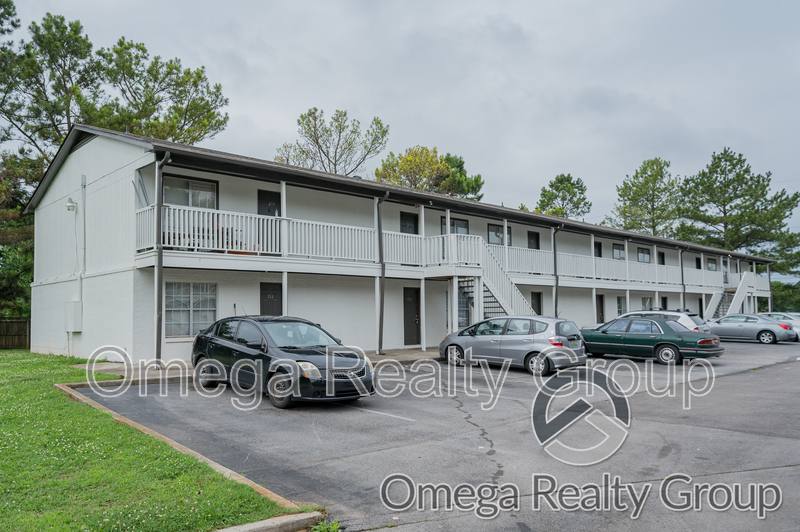 Apartment for rent at 3328 Meridian St N #213, Huntsville, AL 35811