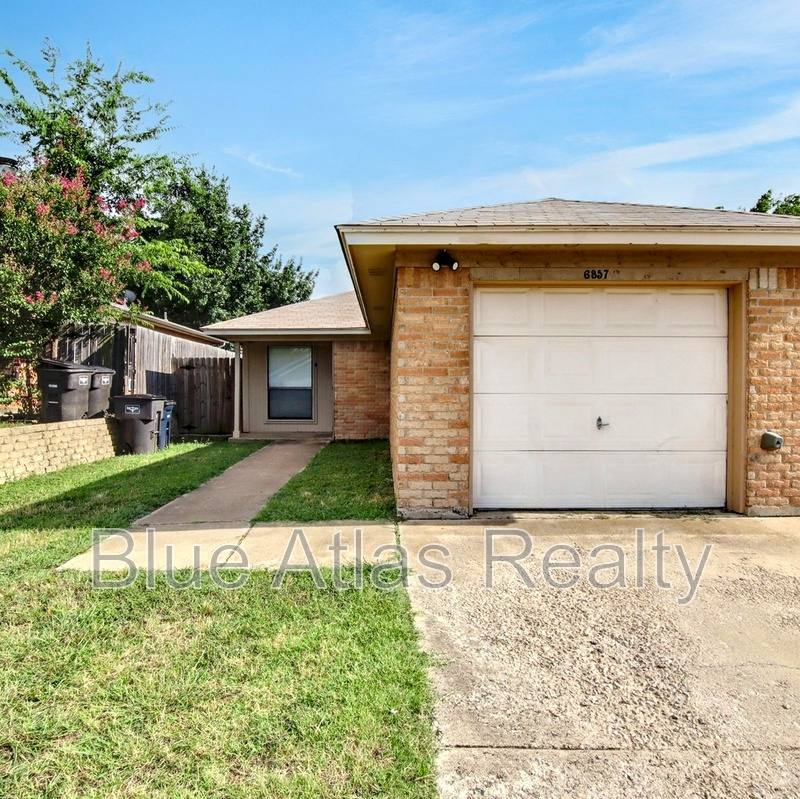 House for rent at 6857 S Creek Dr, Fort Worth, TX 76133