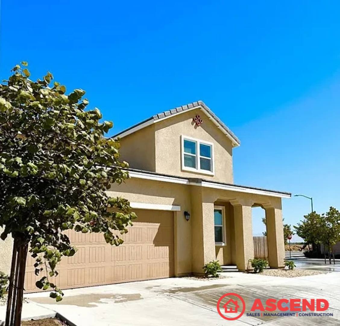 House for rent at 9806 Fire Island Dr, Bakersfield, CA 93313