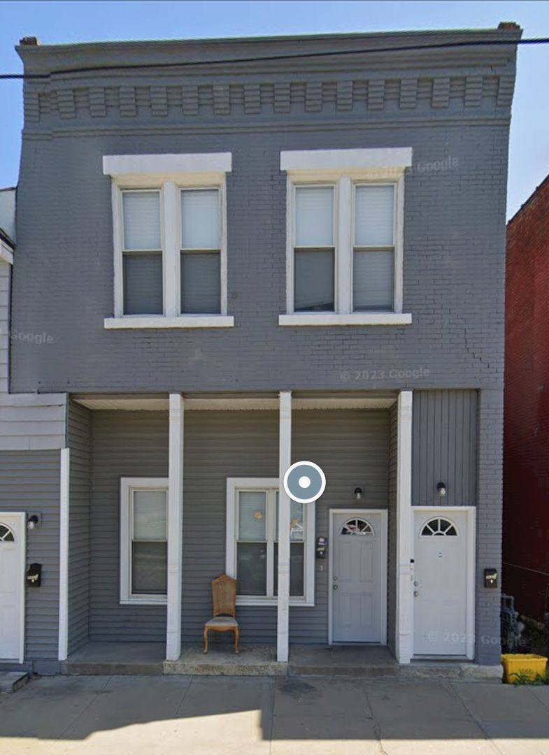 Apartment for rent at 2420 Central Ave, Dubuque, IA 52001