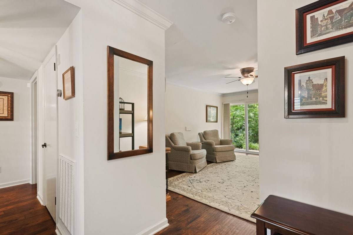 Condo for rent at 4487 Post Place, Nashville, TN 37205