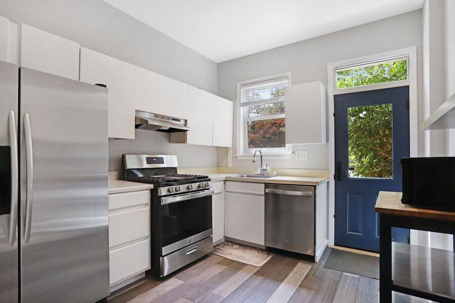House for rent at 1373 N Carolina Ave NE, Washington, DC 20002