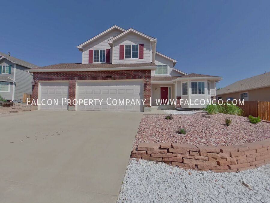 House for rent at 6536 Graymont Dr, Colorado Springs, CO 80923