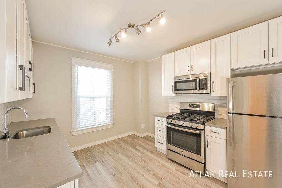 Apartment for rent at 480 N Washington St #2, Denver, CO 80203