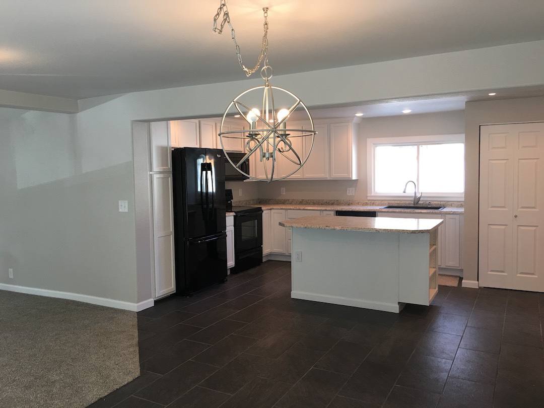 House for rent at 1233 Cook Ave, Billings, MT 59102