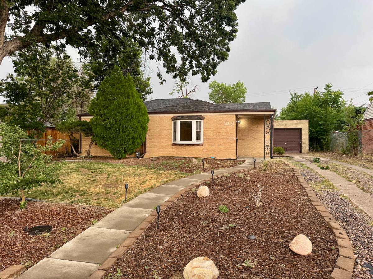 House for rent at 2910 Ivy St, Denver, CO 80207