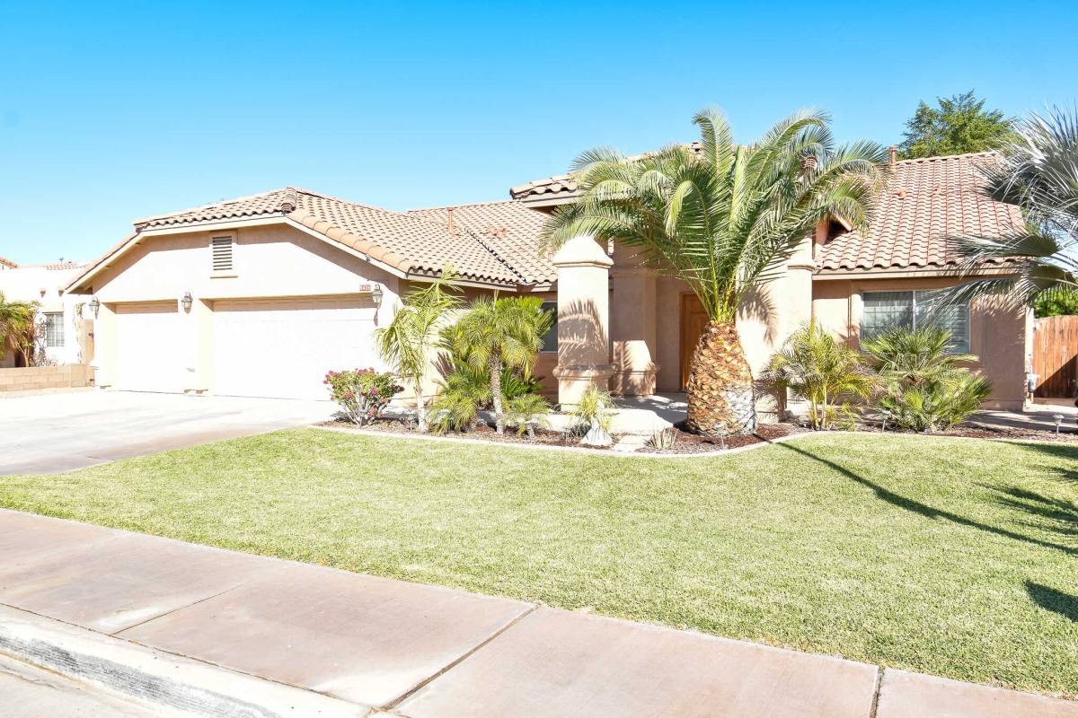 House for rent at 8406 E Lorenzo Lane, Yuma, AZ 85365
