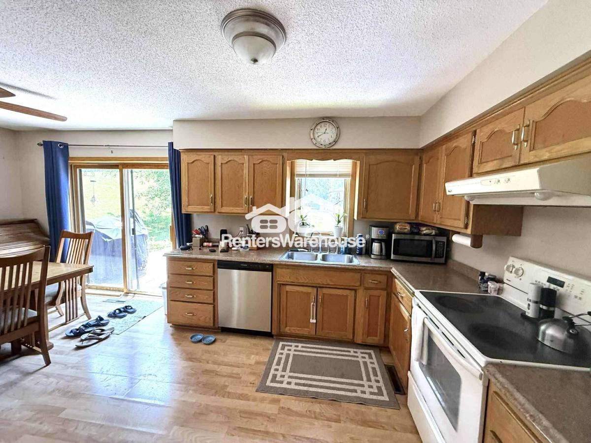 House for rent at 17932 Jaguar Path, Lakeville, MN 55044
