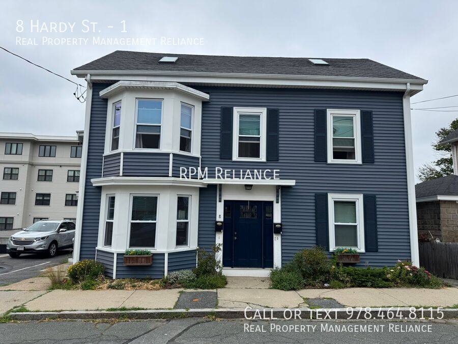House for rent at 8 Hardy St #1, Beverly, MA 01915