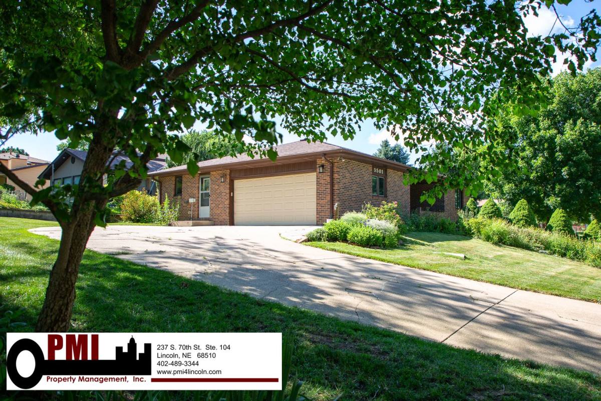 House for rent at 5501 S 68th St, Lincoln, NE 68516