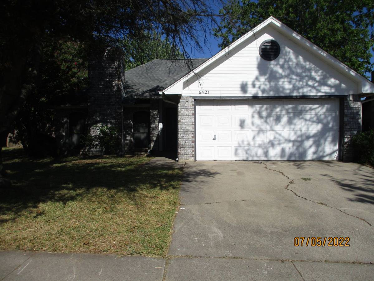 House for rent at 6421 Woodcreek Trail, Fort Worth, TX 76179