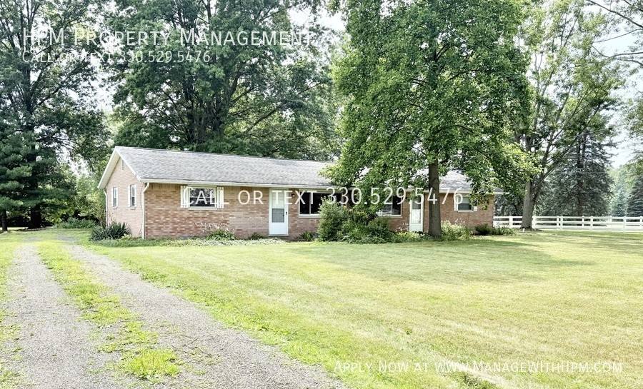 Apartment for rent at 3346 Highland Park St NW, North Canton, OH 44720