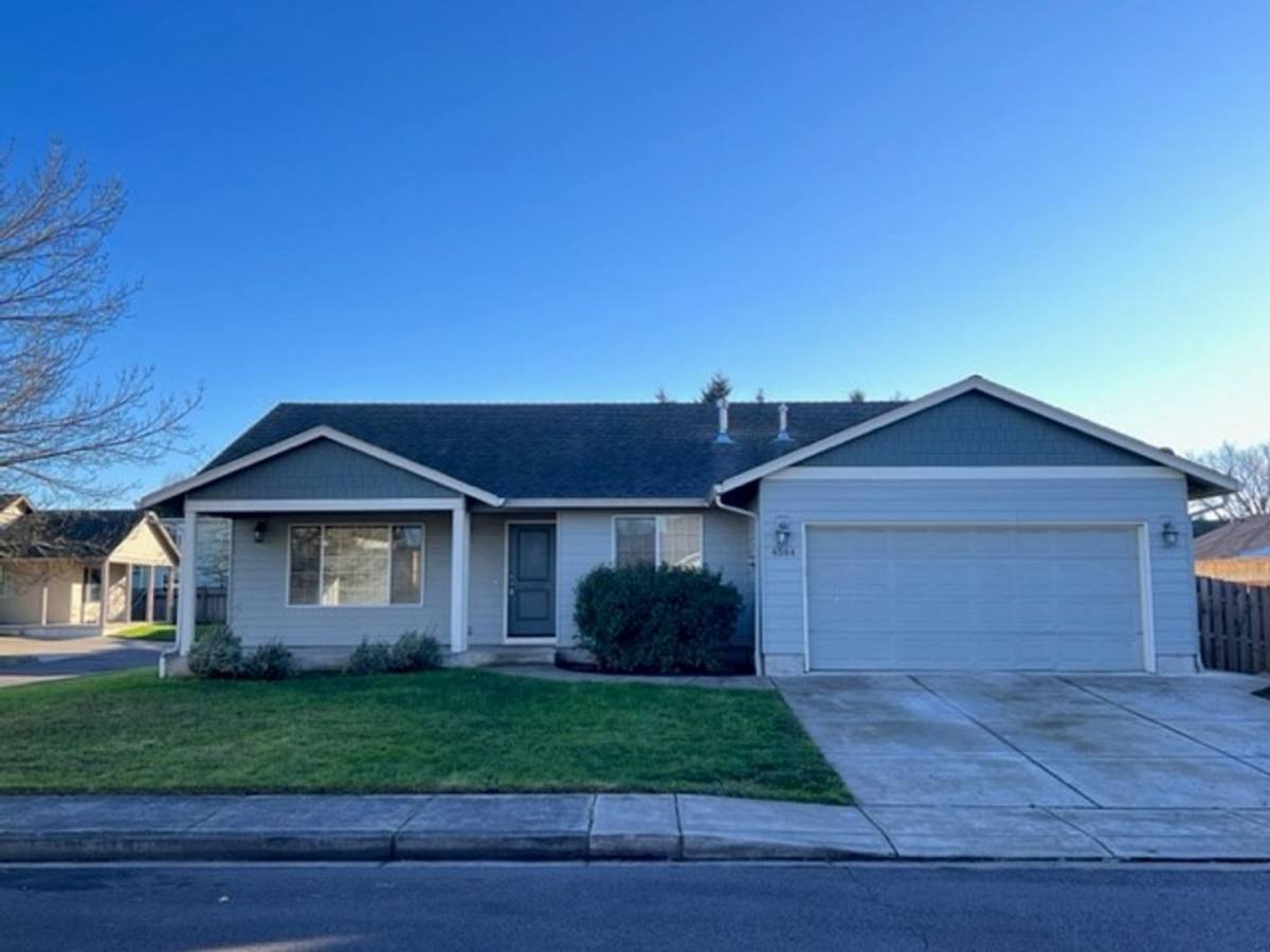 House for rent at 4544 Mabel Ave NE, Salem, OR 97301