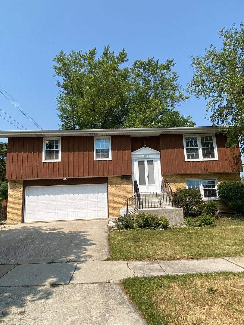 House for rent at 17060 Oconto Ave, Tinley Park, IL 60477