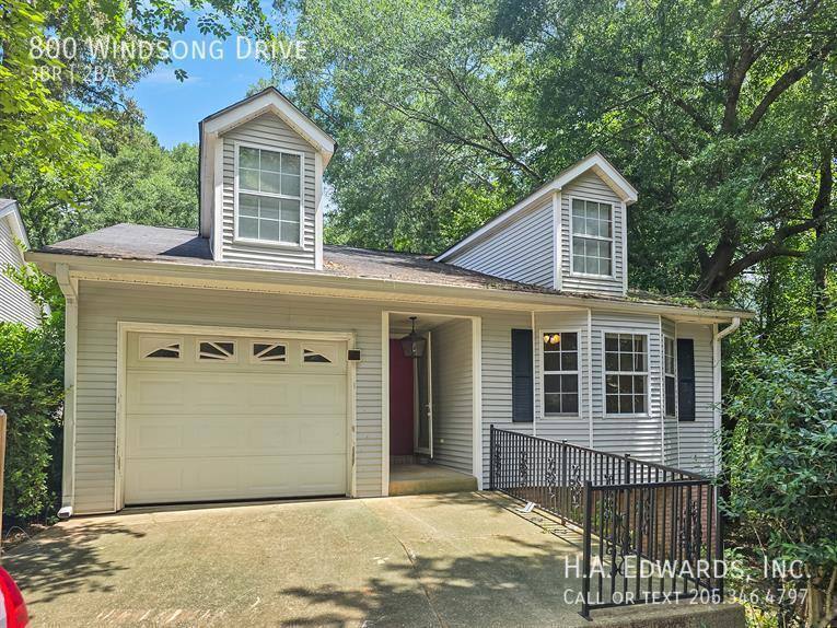 House for rent at 800 Windsong Dr, Northport, AL 35476