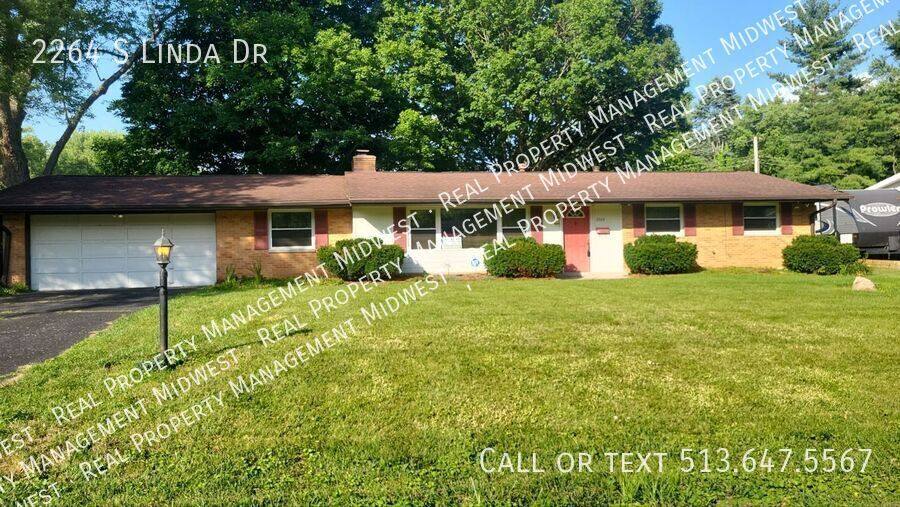 House for rent at 2264 S Linda Dr, Bellbrook, OH 45305