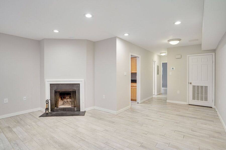 Condo for rent at 82 15th St NE #82, Washington, DC 20002