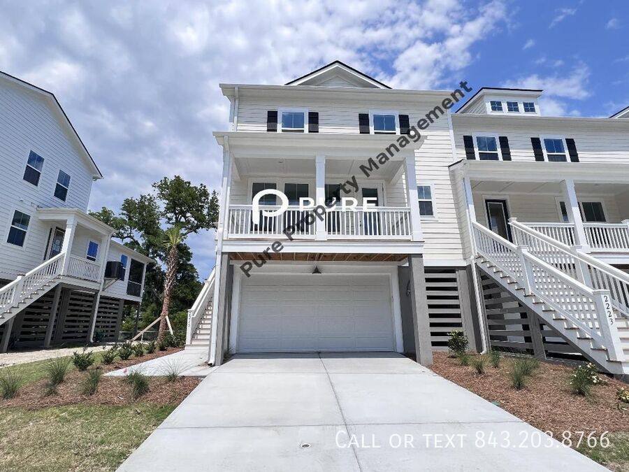 Townhouse for rent at 2225 Cultura Circle, Mount Pleasant, SC 29466