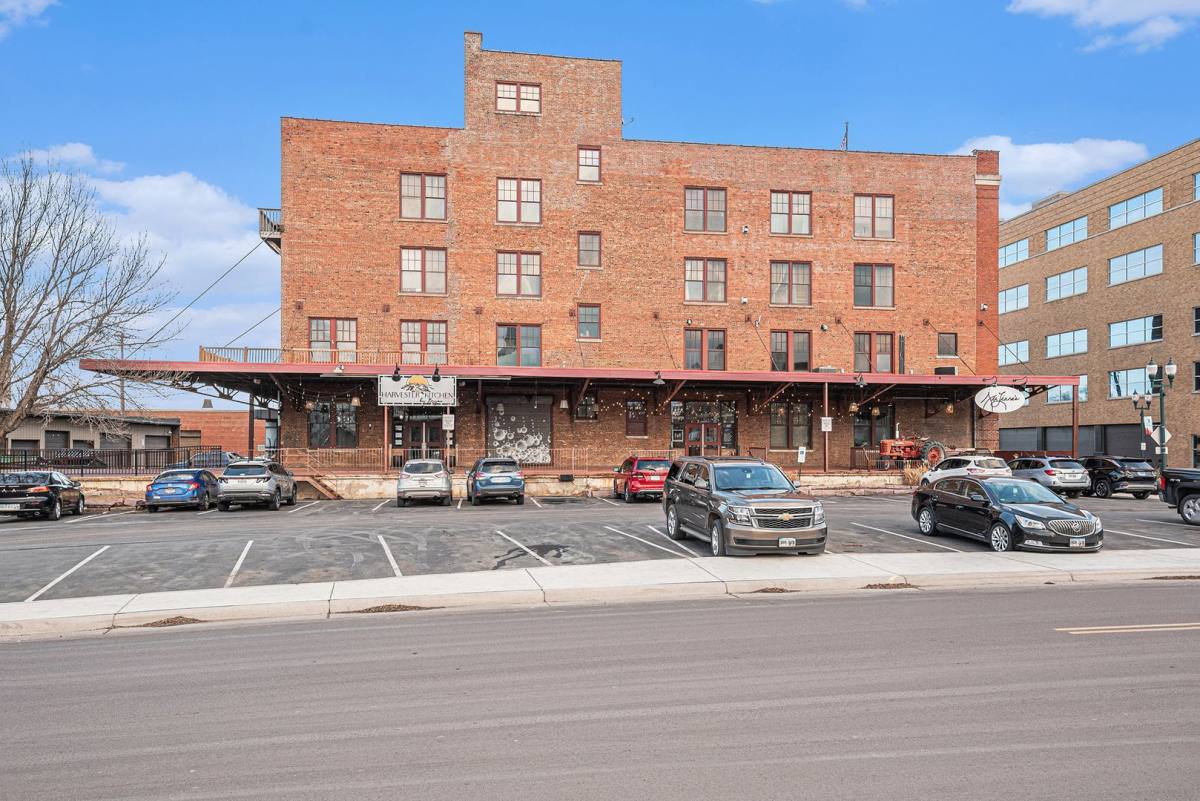 Apartment for rent at 196 E 6th St, Sioux Falls, SD 57104