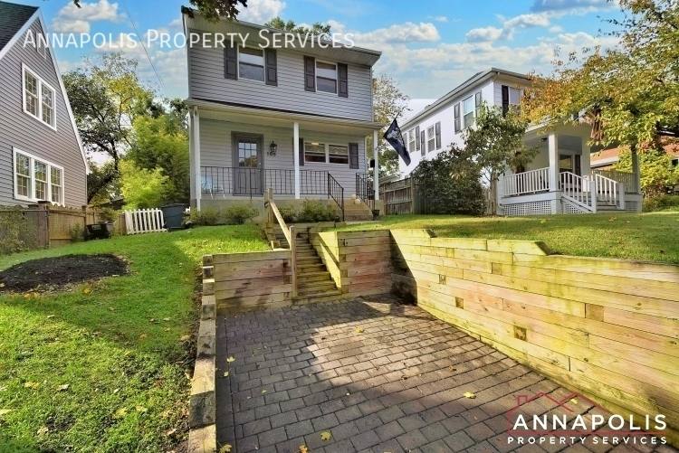 House for rent at 105 Woodlawn Ave, Annapolis, MD 21401