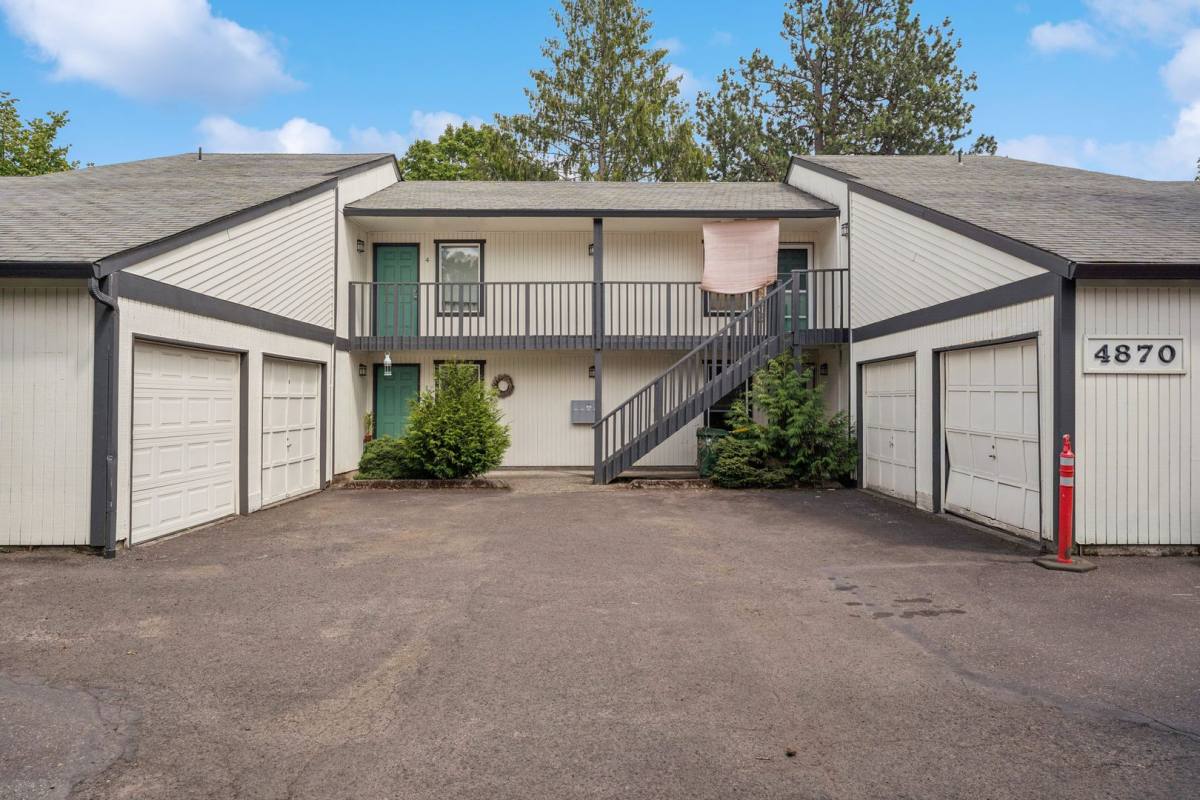 Apartment for rent at 4870 SW Main St, Beaverton, OR 97005