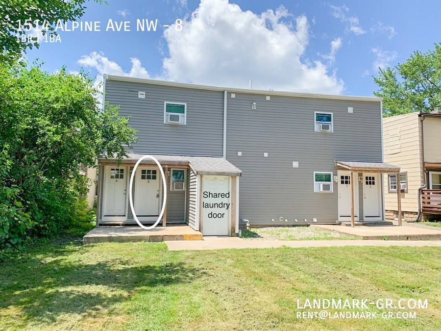 Apartment for rent at 1514 Alpine Ave NW #8, Grand Rapids, MI 49504