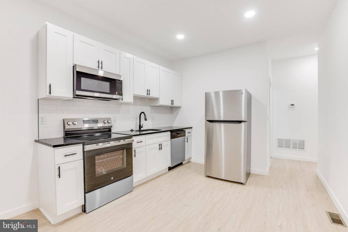 Apartment for rent at 5855 Larchwood Ave #1, Philadelphia, PA 19143