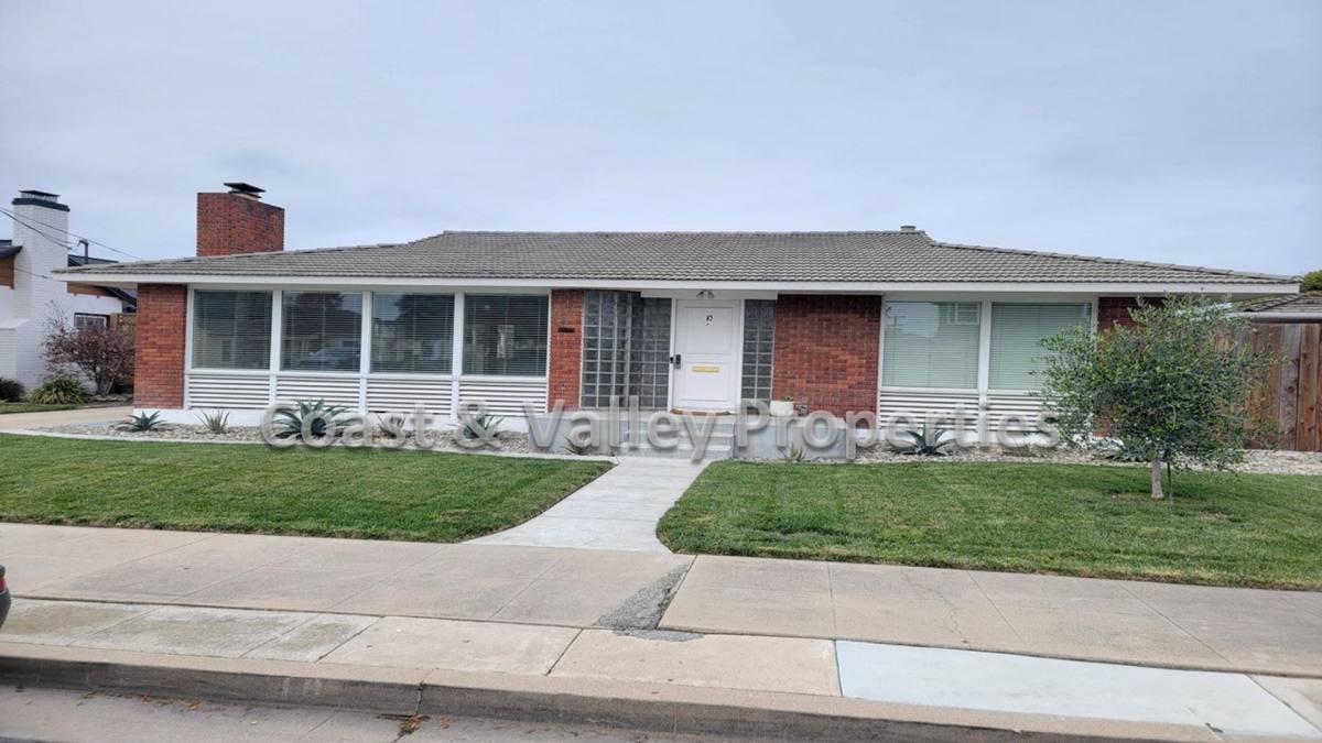 House for rent at 10 Talbot St, Salinas, CA 93901