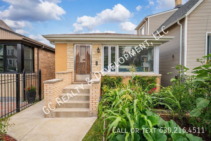 House for rent at 3712 W Concord Place, Chicago, IL 60647