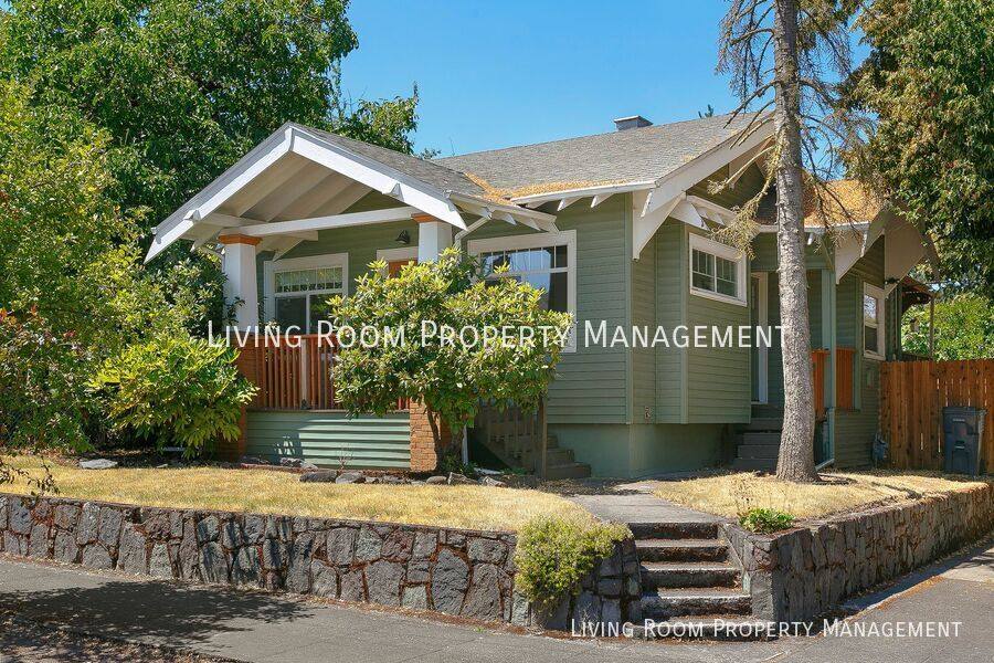 House for rent at 6949 N Missouri Ave, Portland, OR 97217
