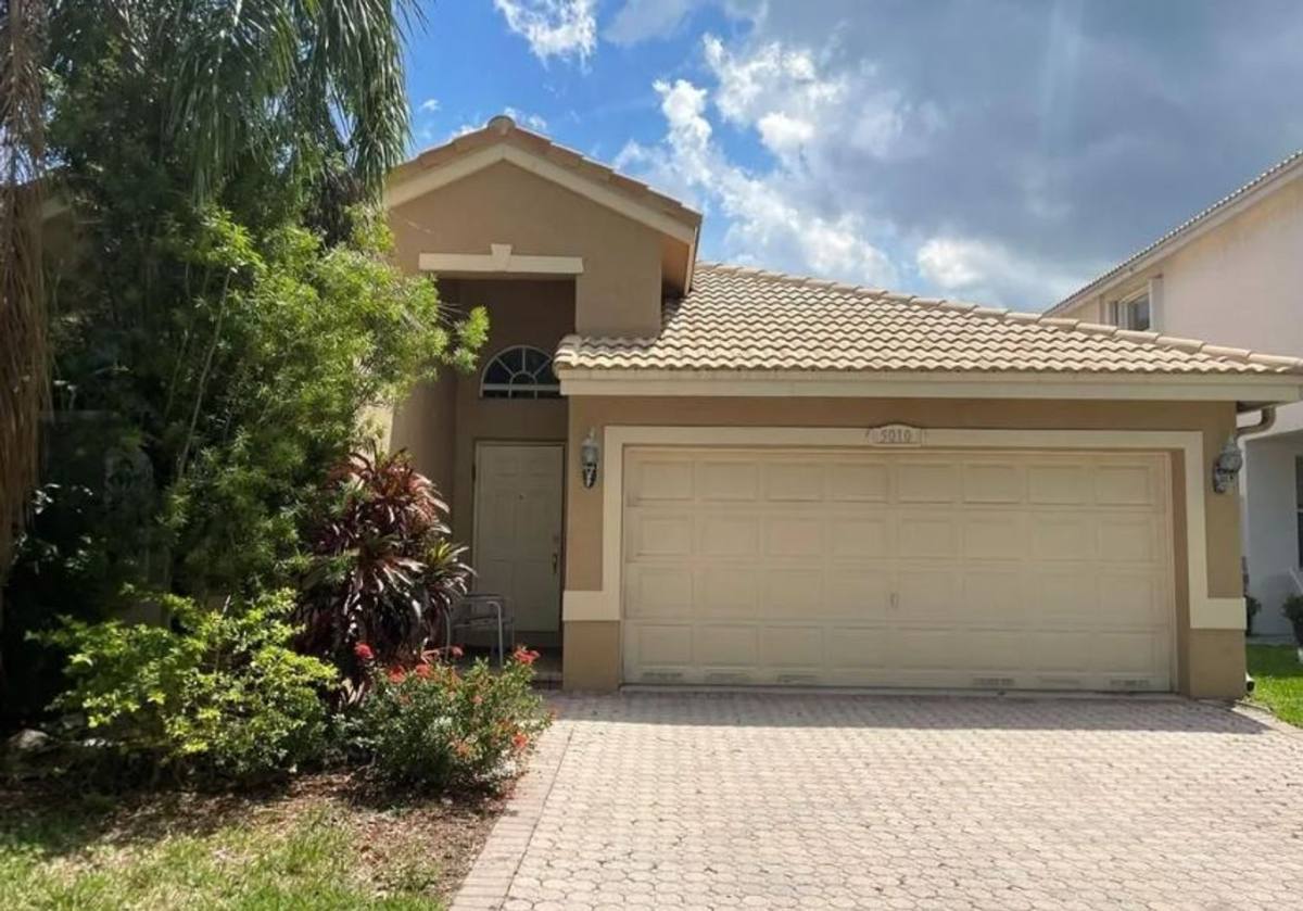 House for rent at 5010 Ibis Place, Pompano Beach, FL 33073