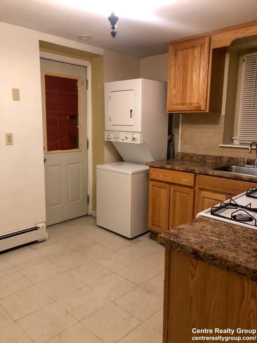 Apartment for rent at 21 Weymouth Ave #1, West Roxbury, MA 02132