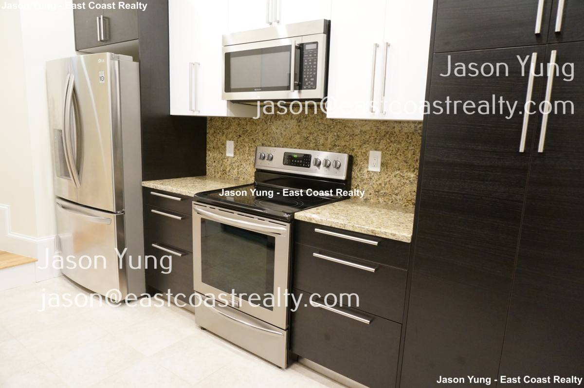 1032 Commonwealth Ave #2, Allston, MA 02134
